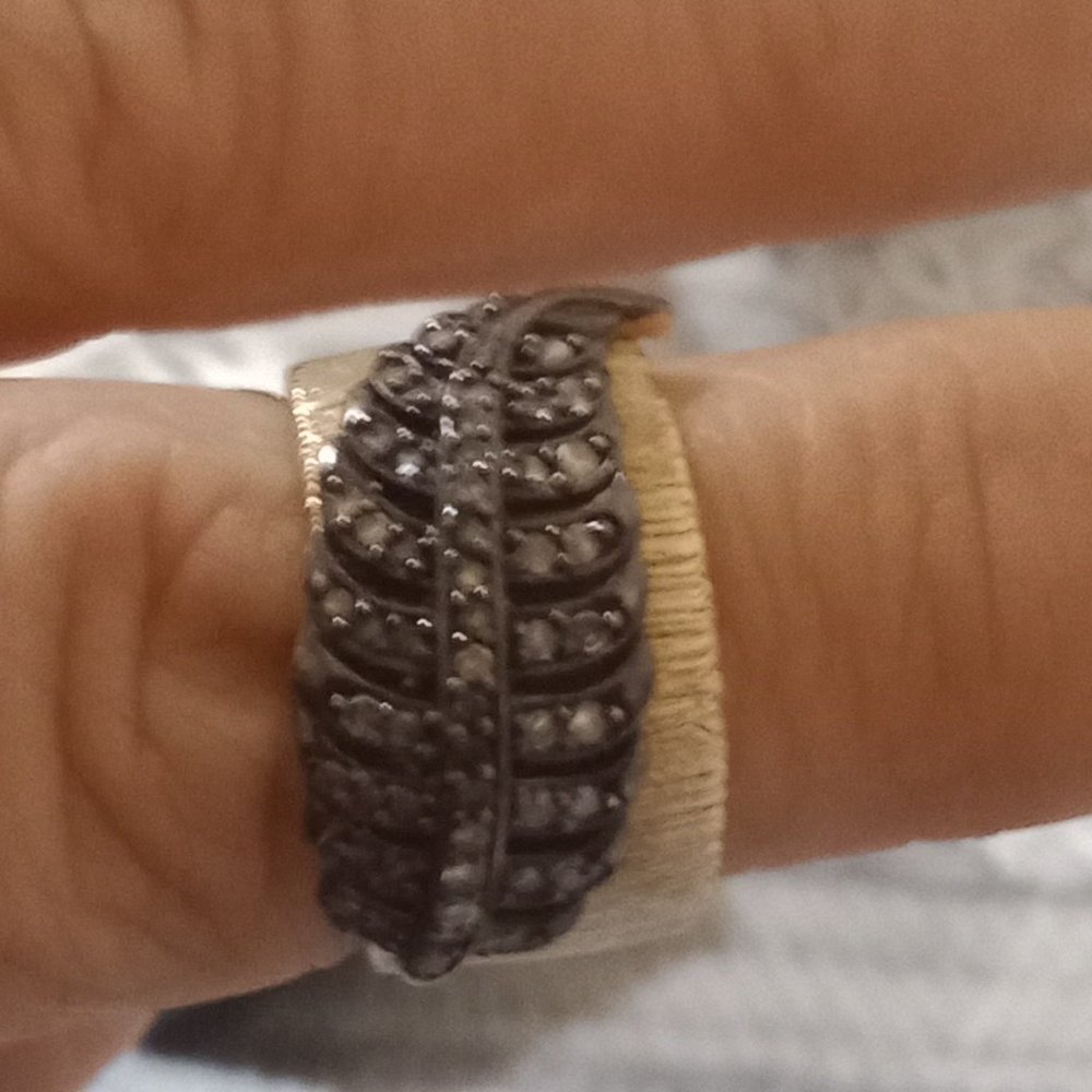 Ring - Picture 2 of 2